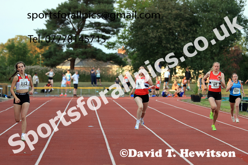 200 metres, 2025 NEGP No 6 Monkton, Wednesday, August 13th.  Photo: David T. Hewitson/Sports for All Pics